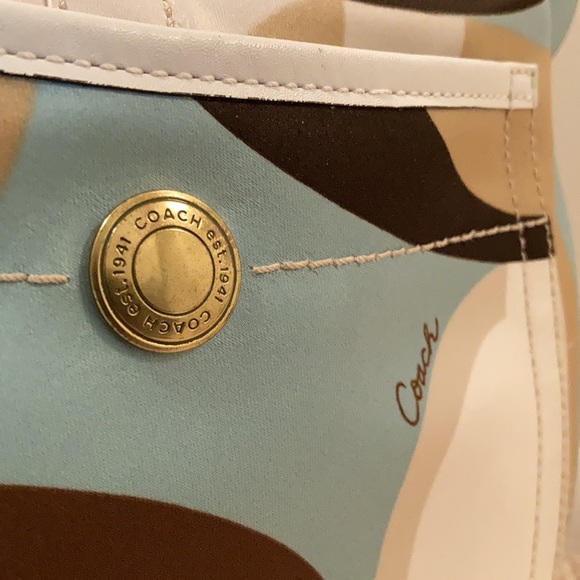 Coach Tote Bag - Picture 3 of 10